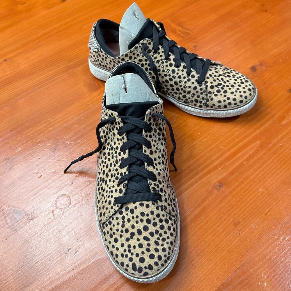 Dr. Scholls Sustainable Comfort  Cheetah/Leopard Print Faux Suede Sneakers-Sz 8